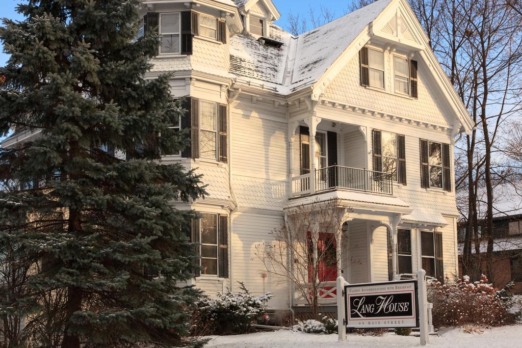 Lang House On Main Street Bed & Breakfast 벌링턴 외부 사진